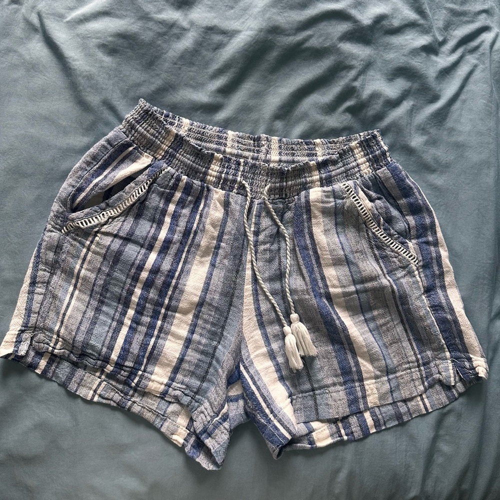 BRIGGS Linen Blue and White Striped Shorts